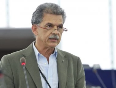 Δανέλλης: «Εθνικα επωφελές αν ΚΙΝΑΛ και Ποτάμι είχαν προσφέρει εναλλακτική στην κυβέρνηση από τον περασμένο Ιανουάριο»